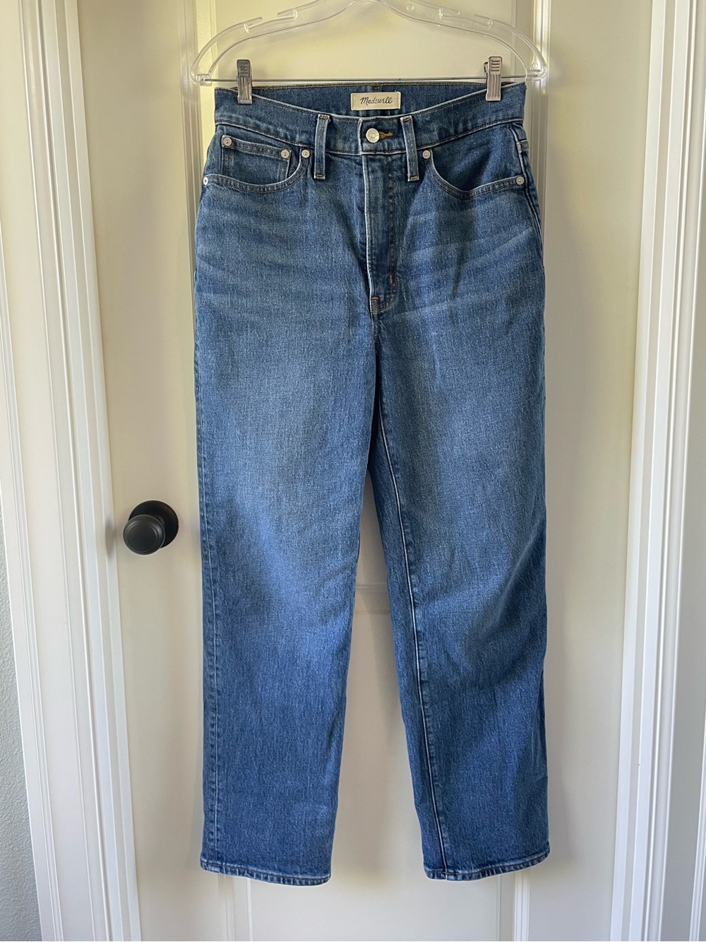 Madewell Women’s The Perfect Vintage Straight Jeans, 27